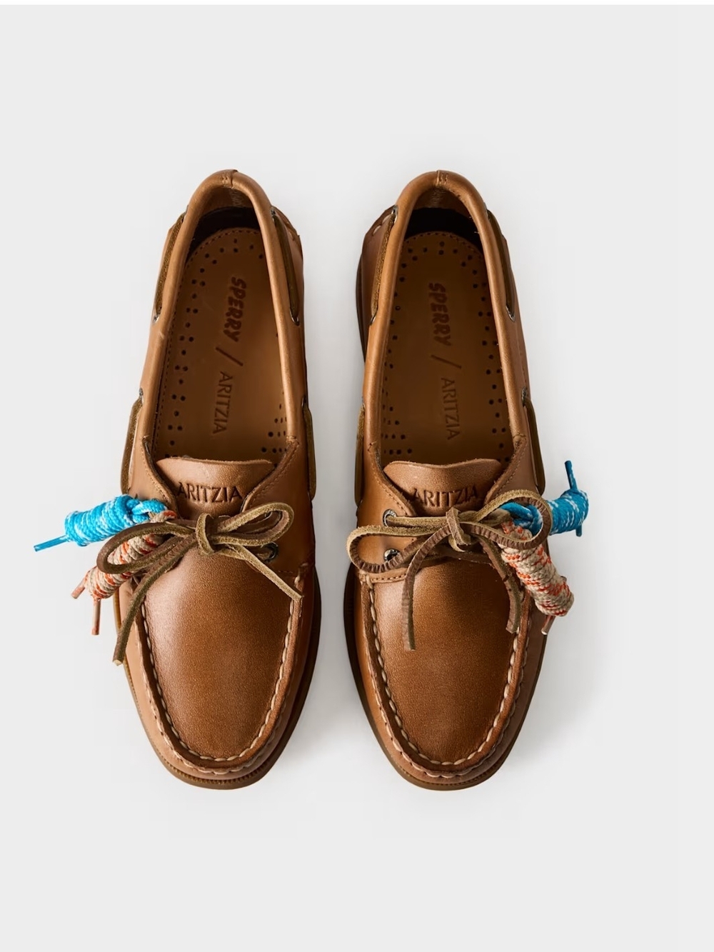 Sperry x Aritzia AO Boat Shoe - Smooth Leather, Size:7.5; Colour:Sahara sand